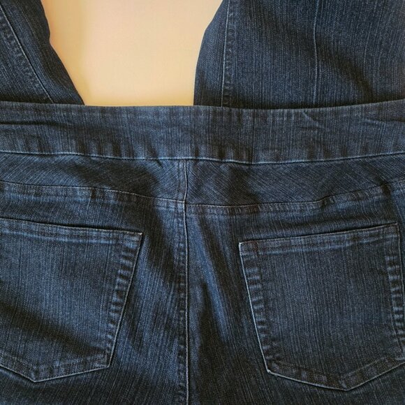 Soft Surroundings dark denim stretch crop jeans Size PL - Picture 3 of 5